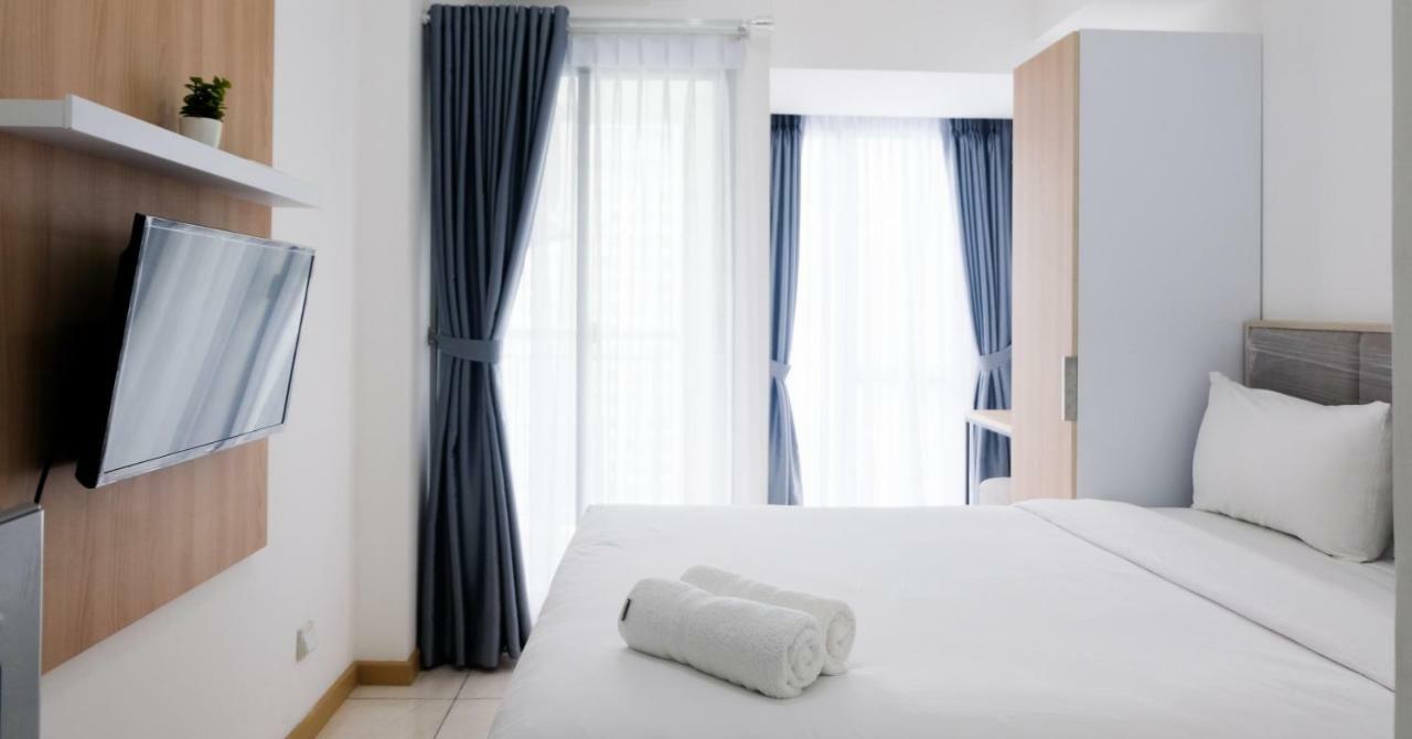 Comfy At M-town Gading Serpong By Travelio Apartemen